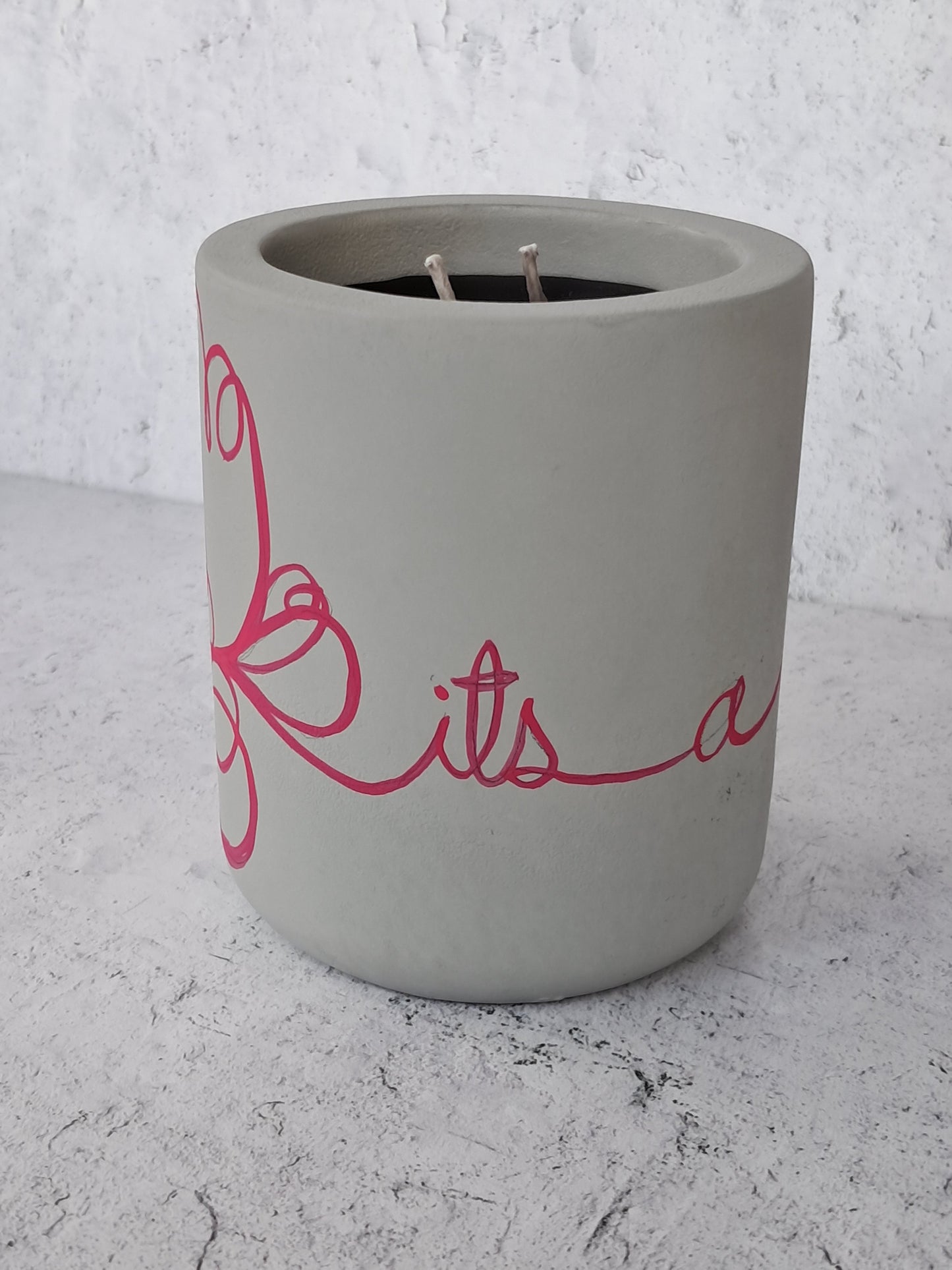 10oz "it's a new day" Beeswax Candle with Lid (Grey)
