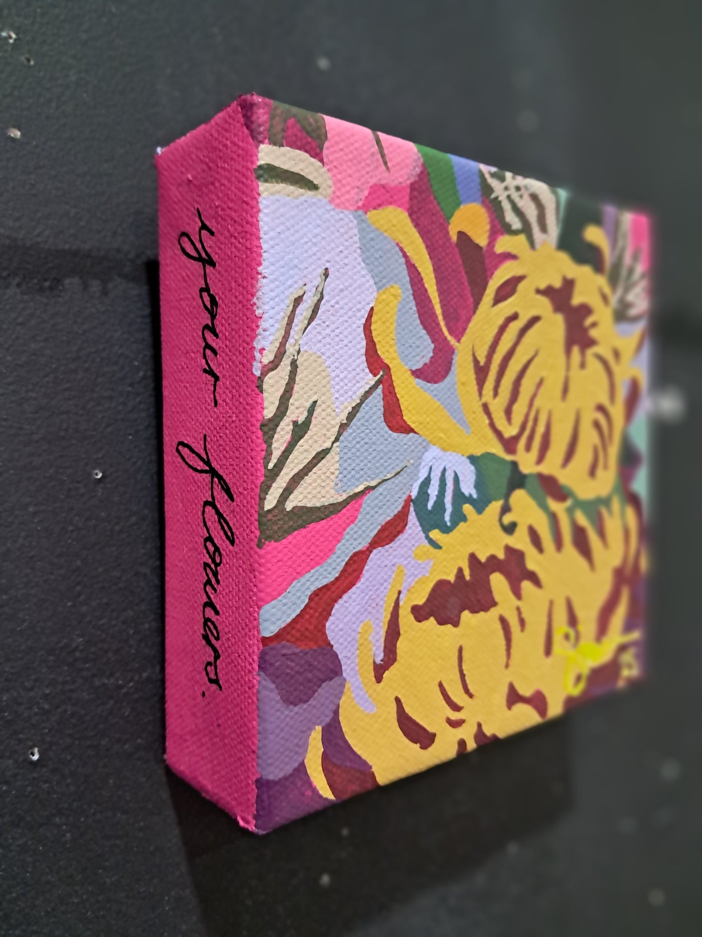 Pink Joy_Mini No.2 (YELLOW CHRYSANTHEMUMS)