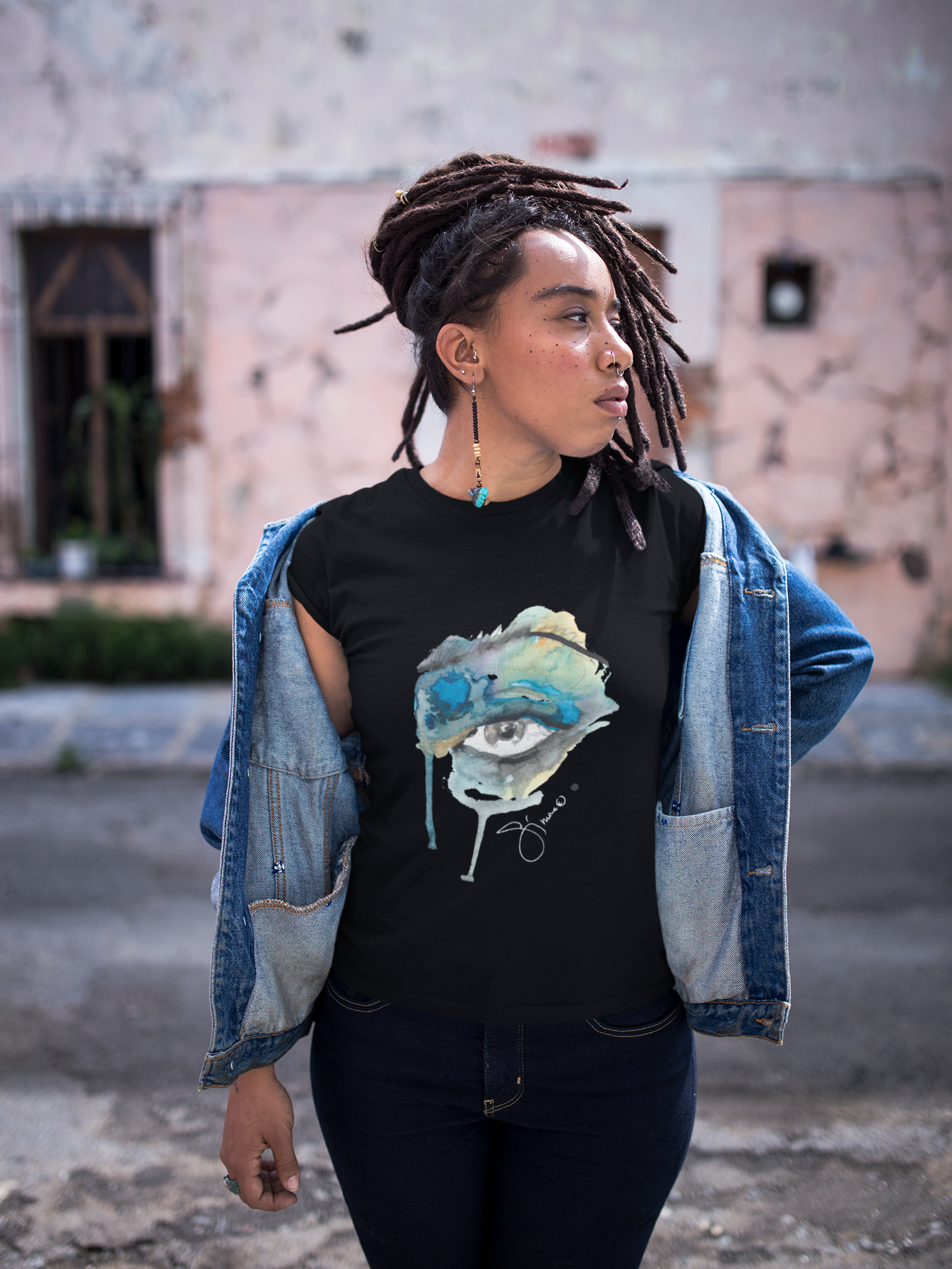 Eyes No.1 Unisex T-shirt